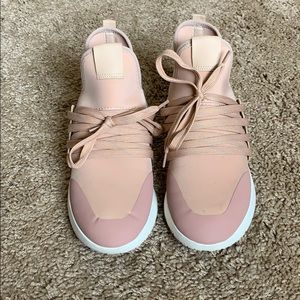 Steve Madden shady sneakers women’s size 8